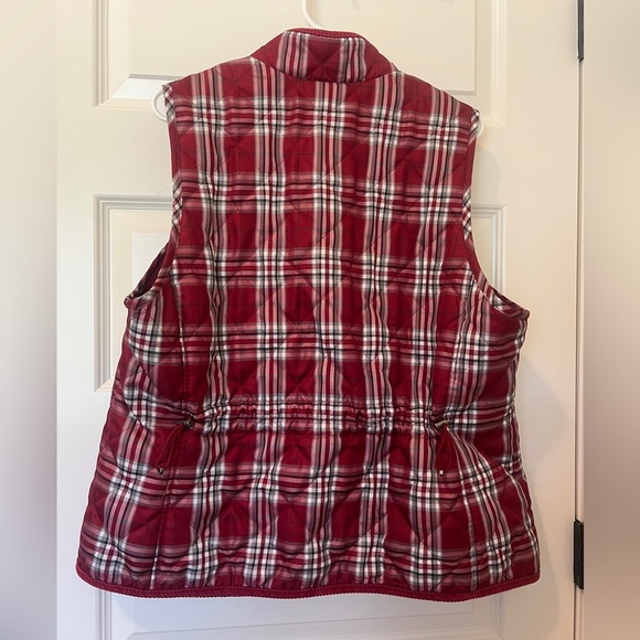 Croft & Barrow Red Plaid Quilted Vest - Picture 2 of 6